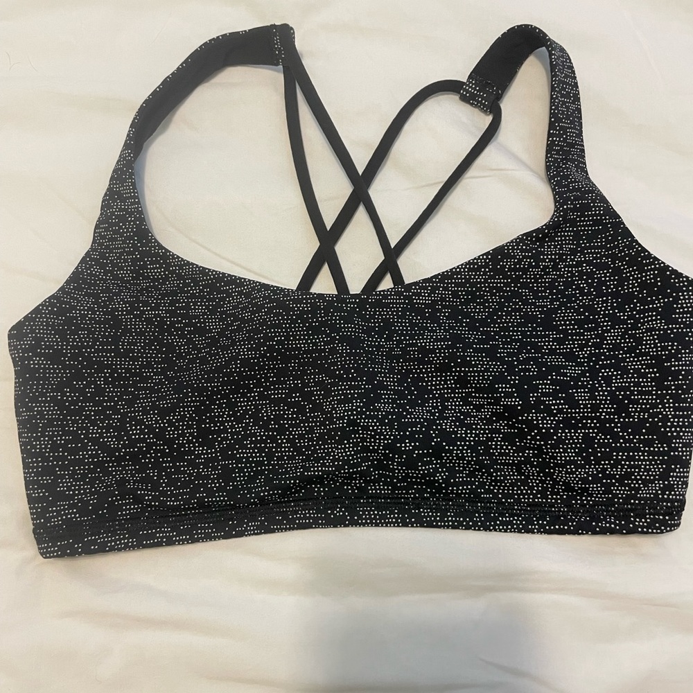 Lululemon light support sports bra
